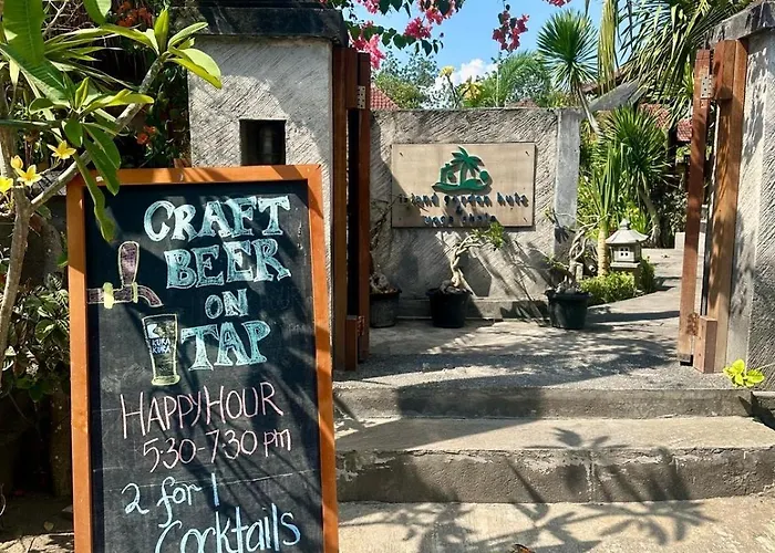Island Garden Huts ベッド・アンド・ブレックファスト レンボンガン島