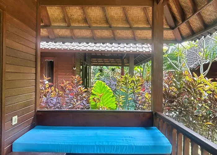 Bed & Breakfast Island Garden Huts Nusa Lembongan